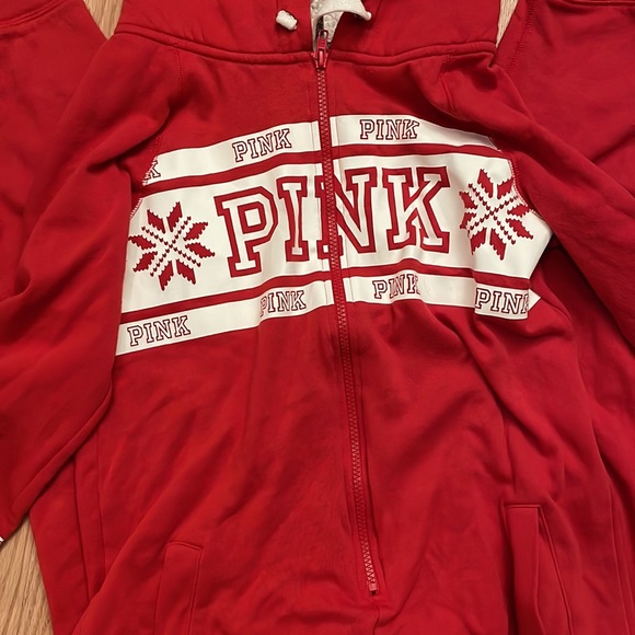 Pink onesie with Sherpa hood and pockets - Picture 3 of 3